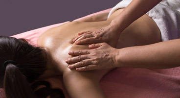 El masaje Thai Oil, una terapia alternativa beneficiosa para el cuerpo y la mente.